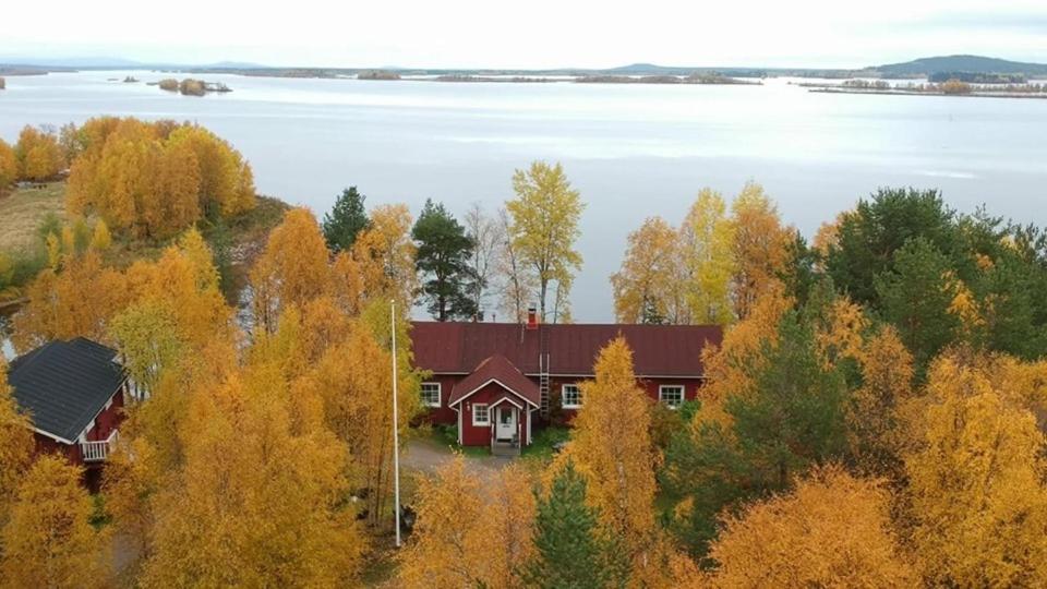 Santa'S Little Village - Hotel Uitonniemi Кемиярви Экстерьер фото